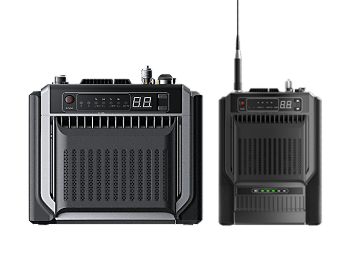Hytera HR652 DMR compact repeater